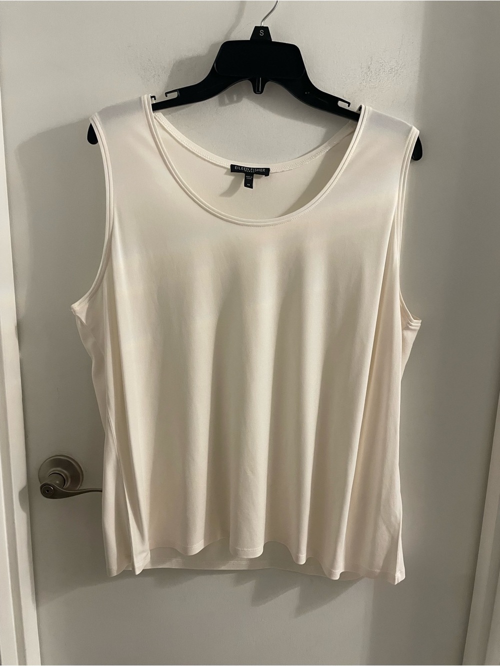 NWOT Eileen Fisher Woman 1X 100% Silk Tank Ivory Scoop Neck Crepe Shell cami